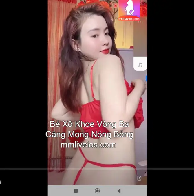 Bé Xô Khoe Vòng Ba Căng Mọng Nóng Bỏng 1